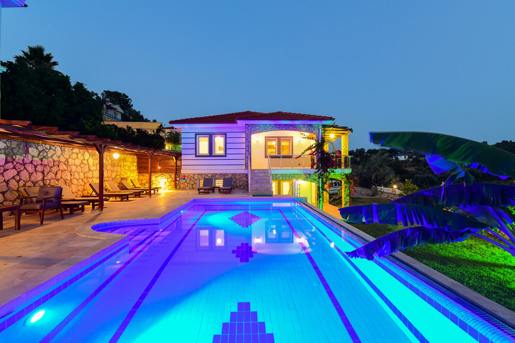 Villa Moonlight2