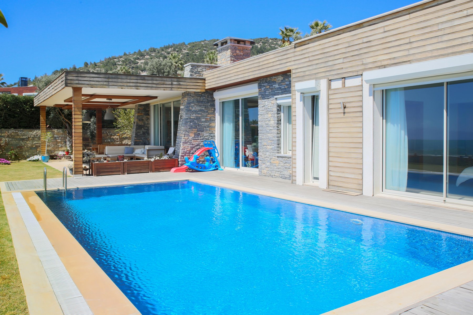 Bodrum Konacıkta 4 Odalı Deniz Manzaralı Villa Seu