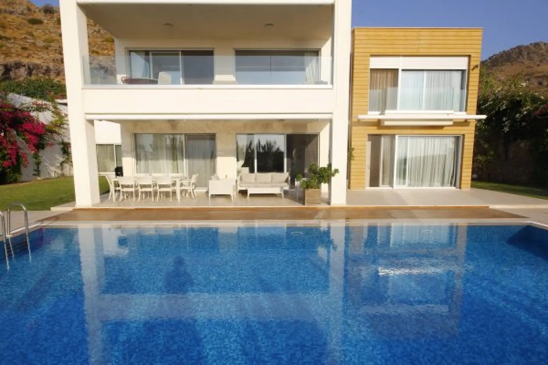 Bodrum Turgutreiste Muhteşem Deniz Manzaralı 5+2 Villa