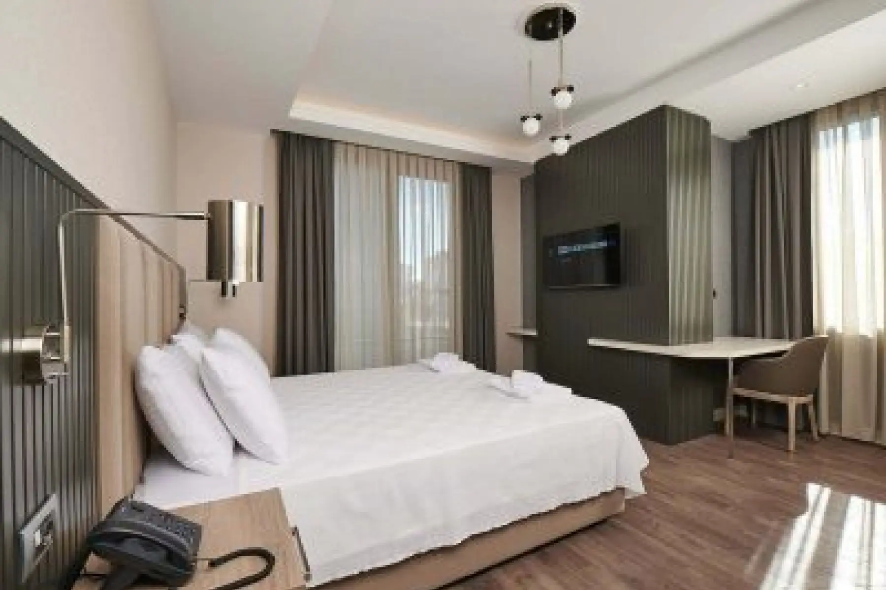 ISTANBUL LIVINTON HOTEL DELUXE ROOM