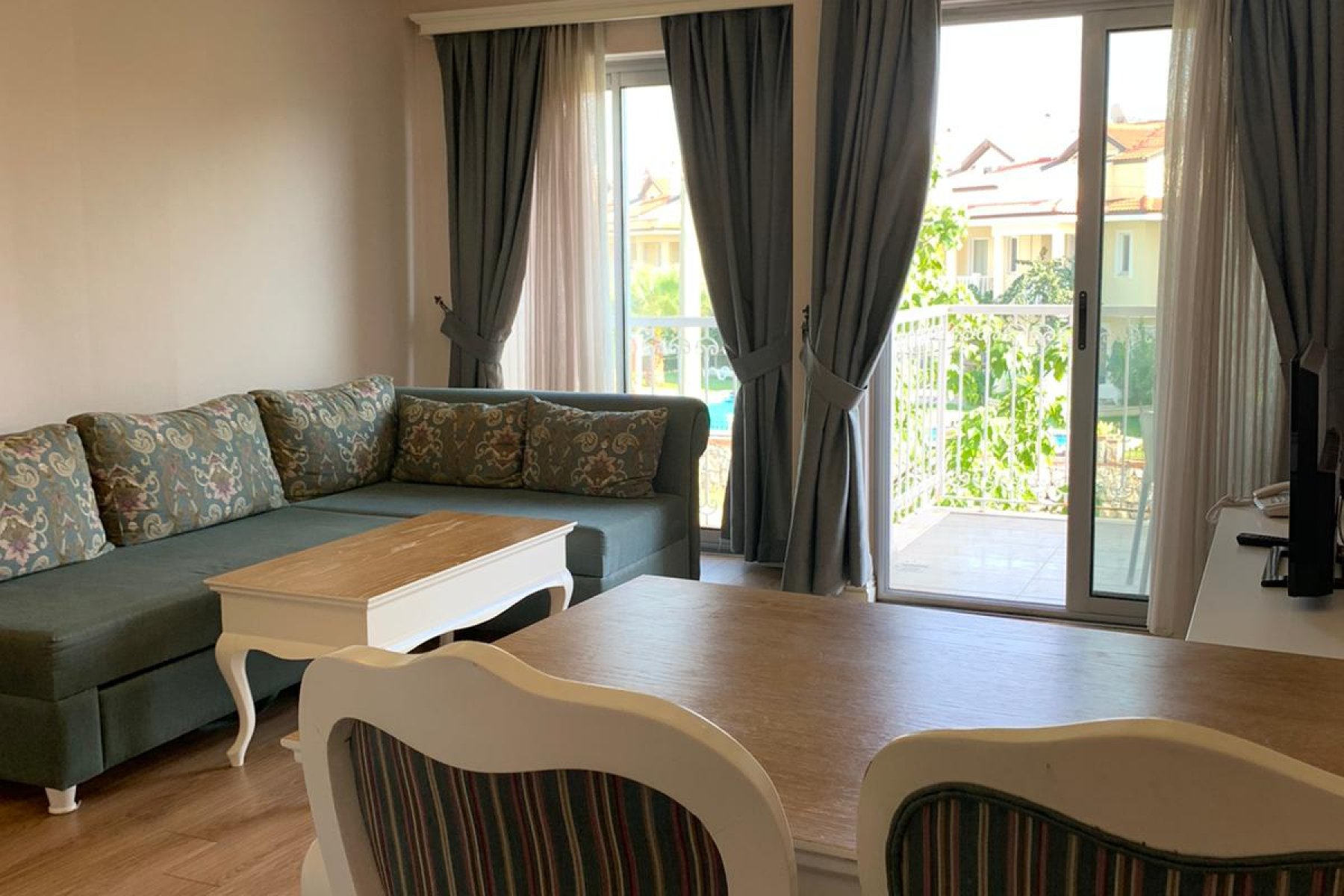 Fethiye Daphne Residence 2+1 Kara Manzaralı Çatı Kat