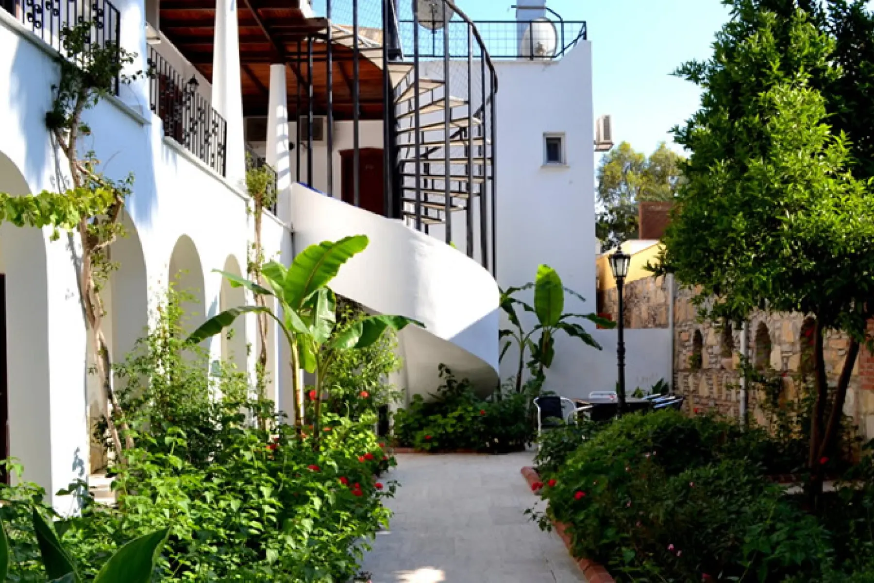 Bitez Denize Sıfır Deniz Hotel 2 Kişilik Otel Odası