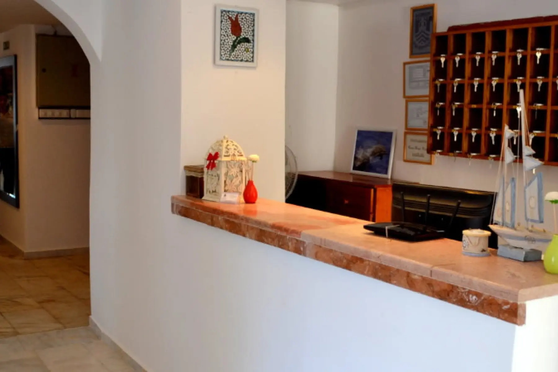 Bitez Denize Sıfır Deniz Hotel 2 Kişilik Otel Odası