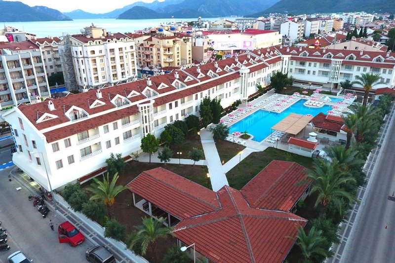 Club Koçer Apartment Havuz Manzaralı 1+1