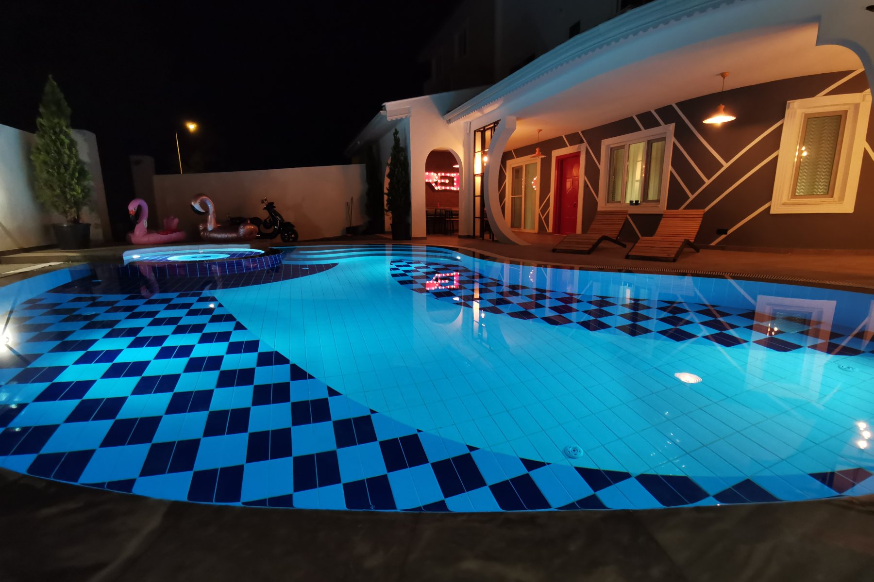 Antalya Belekte 3 Yatak Odalı Özel Havuzlu İkiz Villa 