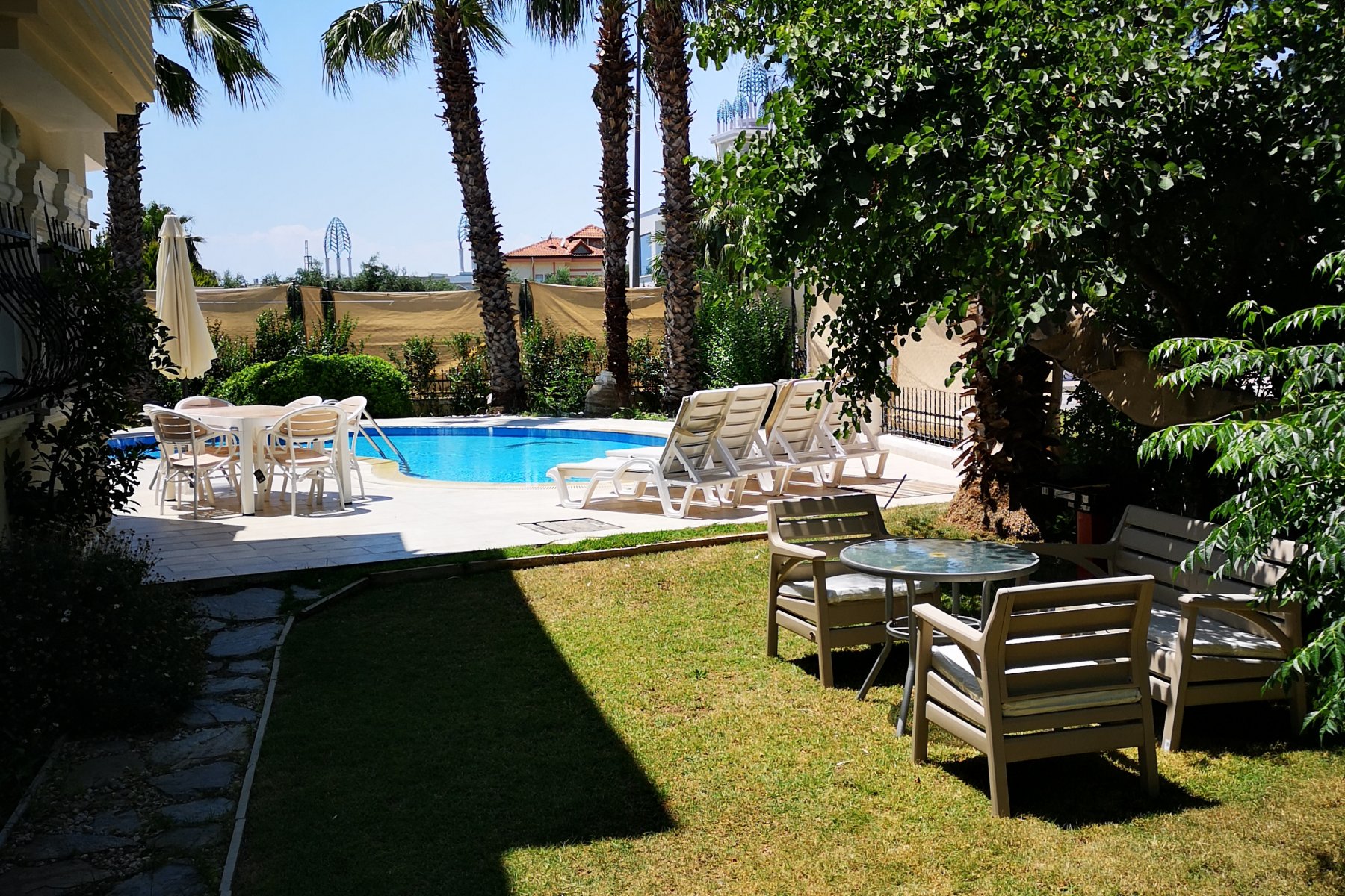 Antalya Belekte 3 Yatak Odalı Özel Havuzlu Jakuzili Villa 