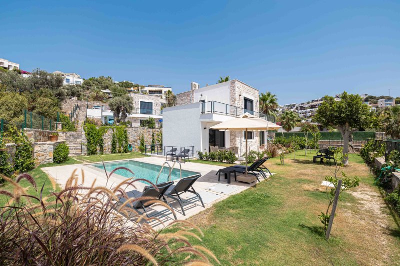 Bodrum Gümüşlük’te 4 yatak odalı Villa Luz