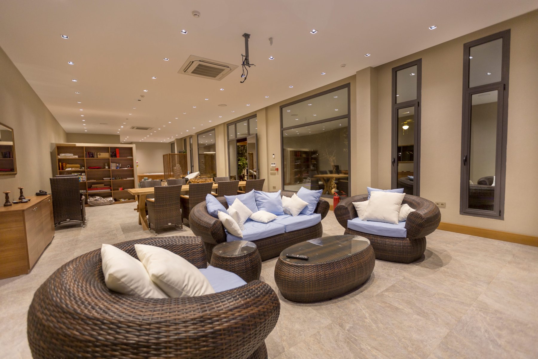 Bodrum Torba Deniz Manzaralı ve Yüzme Havuzlu 3 Yatak Odalı Müstakil Tatil Villası