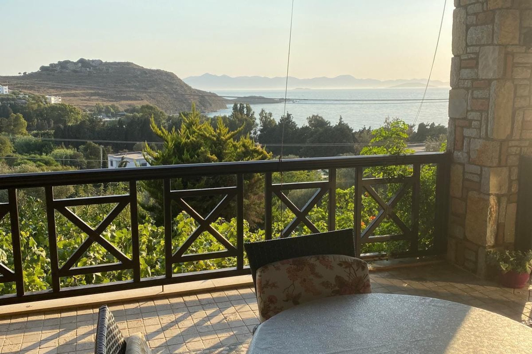 Gümüşlükte 4 yatak odalı Özel havuzlu Deniz manzaralı villa