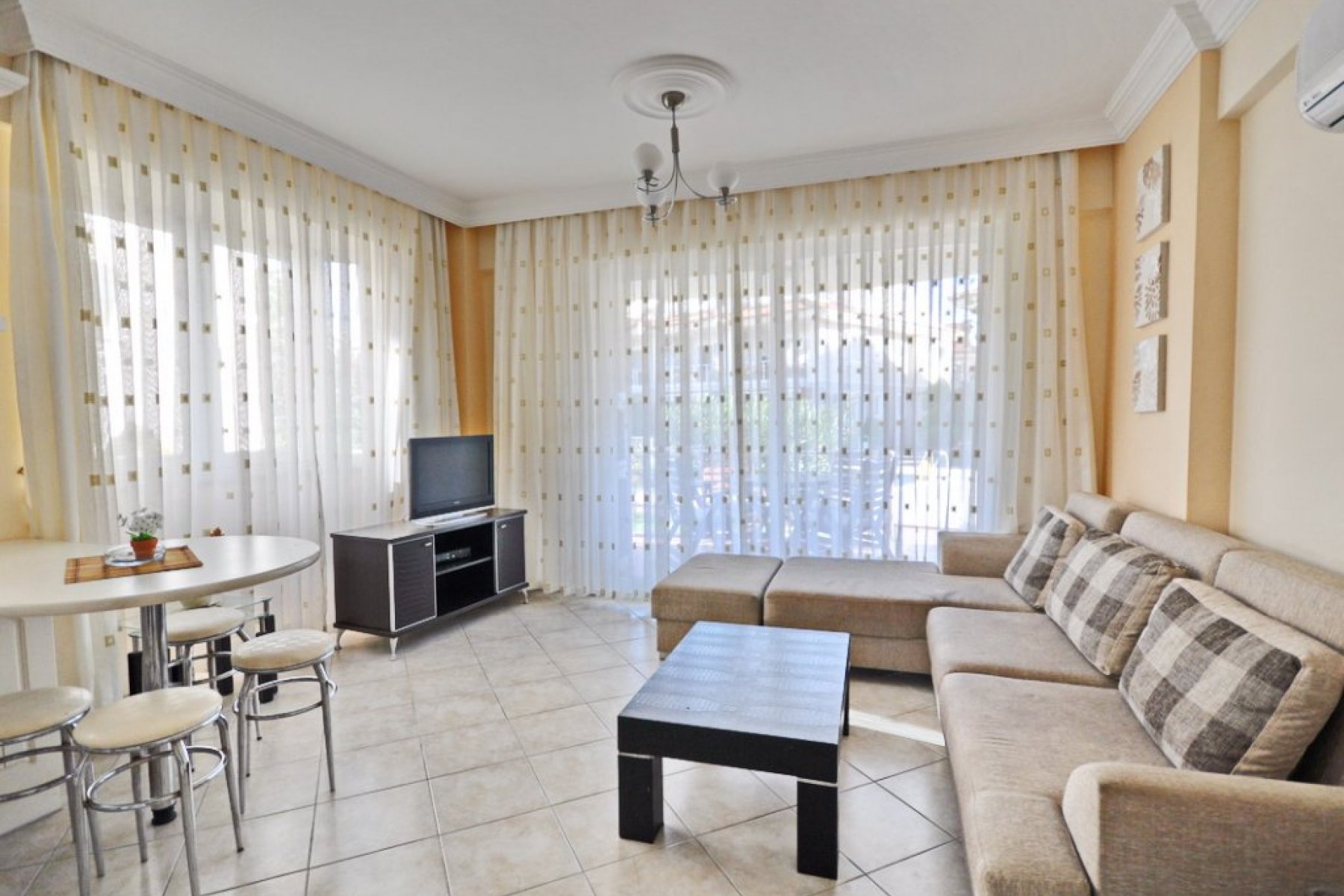 Fethiye Çalış Sahilde Denize Sıfır Daire